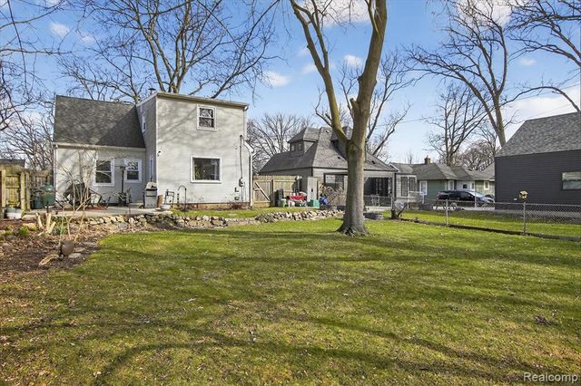 1128 Birk Avenue, Ann Arbor, MI 48103