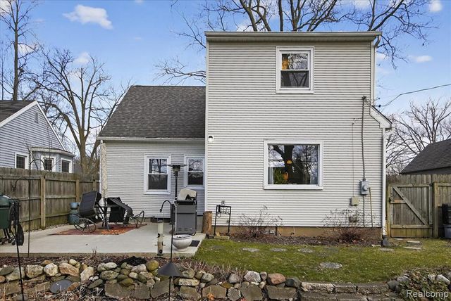 1128 Birk Avenue, Ann Arbor, MI 48103