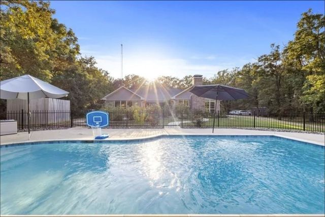796 Vz County Road 1922, Fruitvale, TX 75127