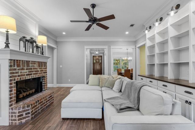 796 Vz County Road 1922, Fruitvale, TX 75127