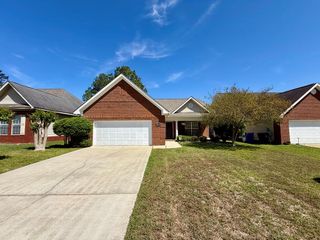 214 Okeechobee Drive, Dothan, AL 36301