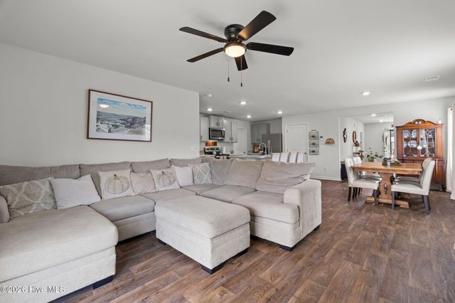 815 Buckeye Road NE 2176, Leland, NC 28451