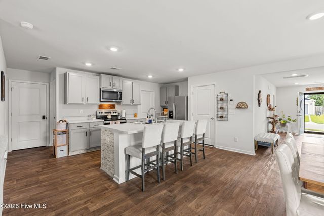 815 Buckeye Road NE 2176, Leland, NC 28451