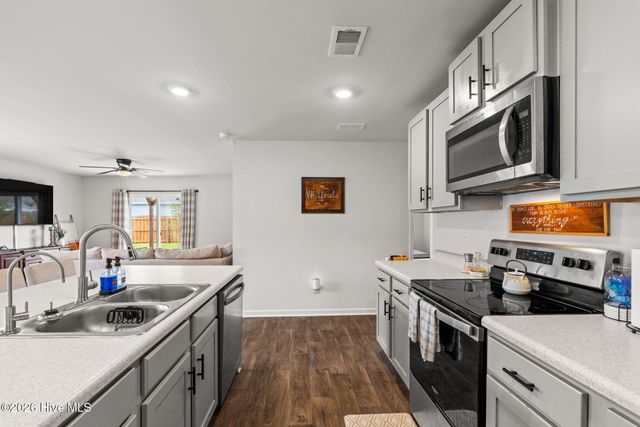 815 Buckeye Road NE 2176, Leland, NC 28451