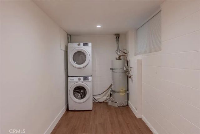 18550 Hatteras 16, Tarzana, CA 91356