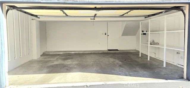 18550 Hatteras 16, Tarzana, CA 91356