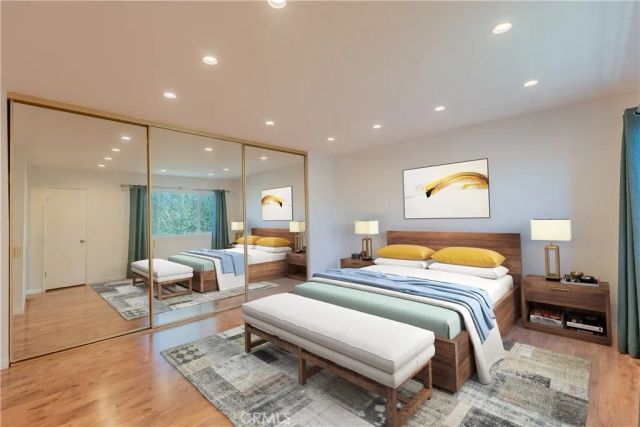 18550 Hatteras 16, Tarzana, CA 91356