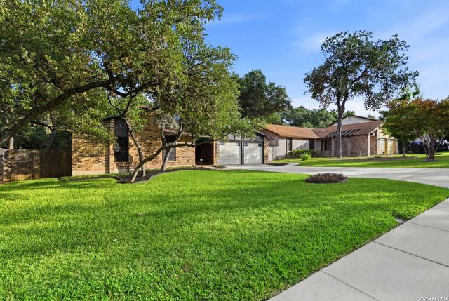 8810 Shady Winds, San Antonio, TX 78254