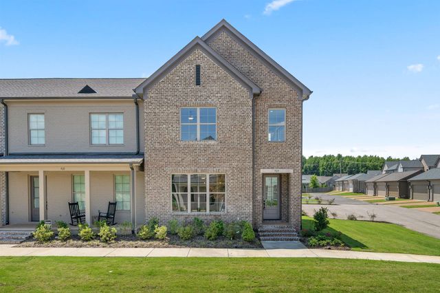 498 ARMEL DR, Collierville, TN 38017