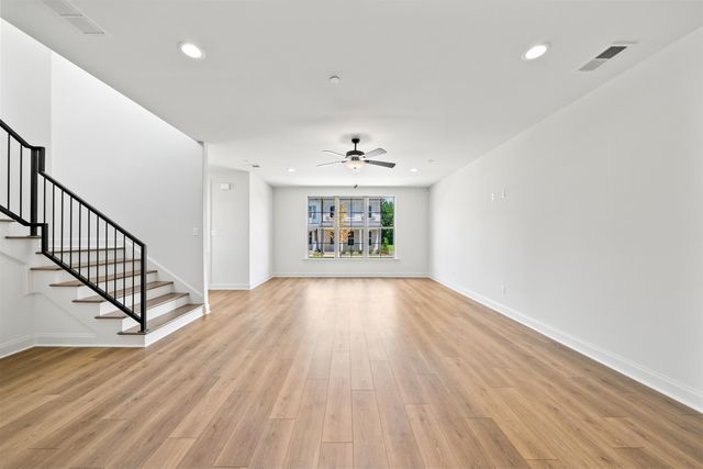 498 ARMEL DR, Collierville, TN 38017