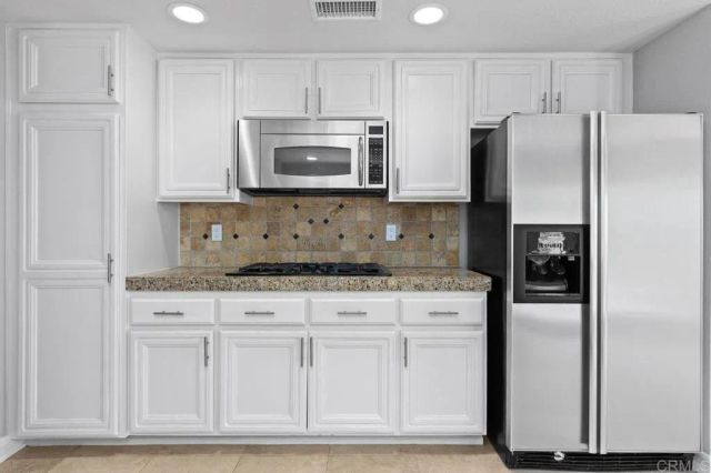 1638 Landquist Drive, Encinitas, CA 92024
