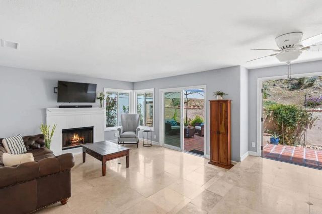 1638 Landquist Drive, Encinitas, CA 92024
