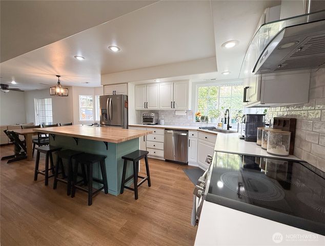 6 VALLEY VIEW PARK Drive, Omak, WA 98841