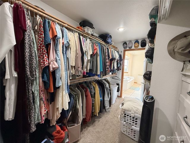 6 VALLEY VIEW PARK Drive, Omak, WA 98841