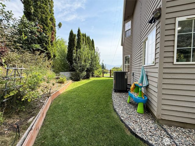 6 VALLEY VIEW PARK Drive, Omak, WA 98841