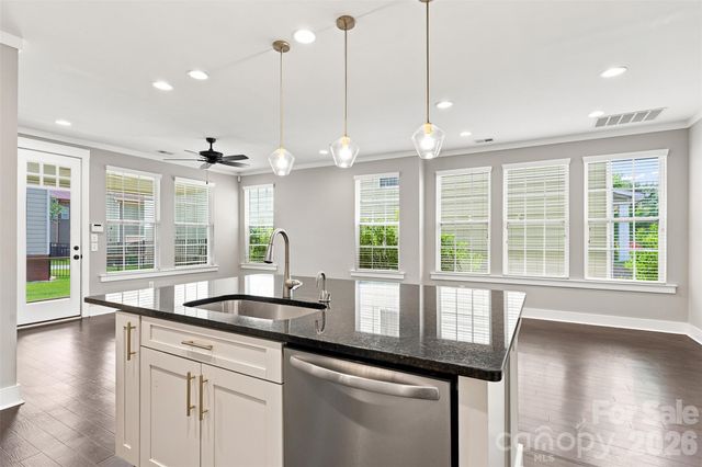 2104 Woodward Avenue, Charlotte, NC 28206