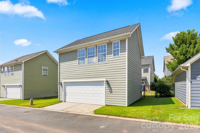 2104 Woodward Avenue, Charlotte, NC 28206