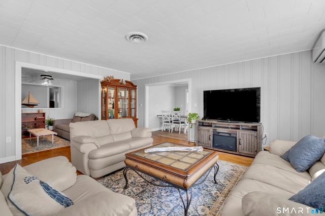 29 Ridge Road, Groton, CT 06340