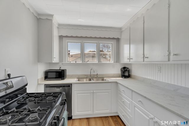 29 Ridge Road, Groton, CT 06340