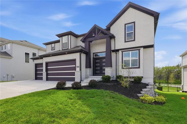 14464 S Haskins Street, Olathe, KS 66062