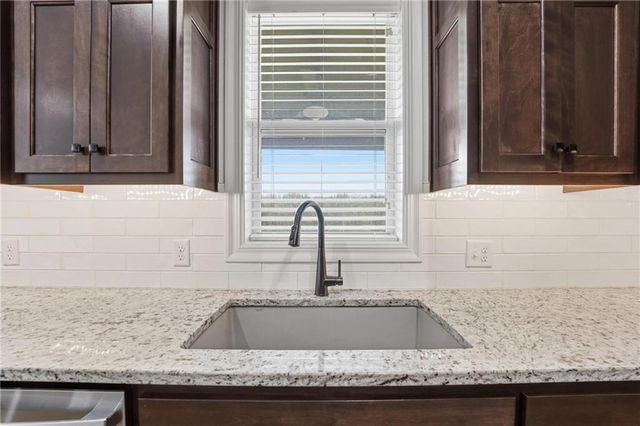 14464 S Haskins Street, Olathe, KS 66062