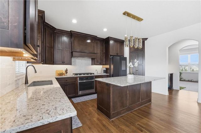 14464 S Haskins Street, Olathe, KS 66062