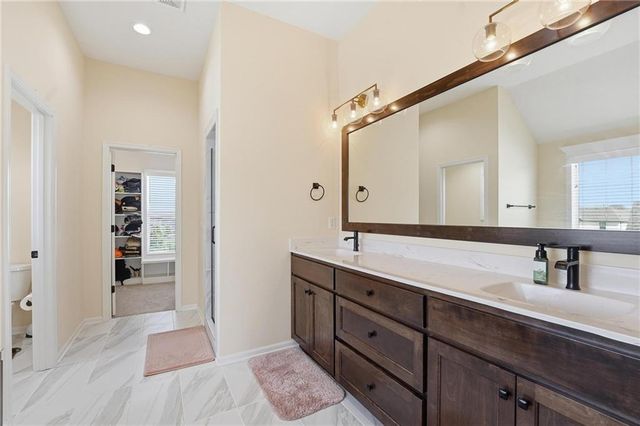 14464 S Haskins Street, Olathe, KS 66062