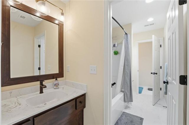 14464 S Haskins Street, Olathe, KS 66062