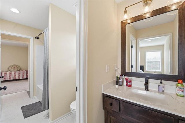 14464 S Haskins Street, Olathe, KS 66062