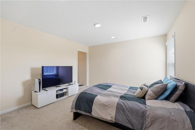 14464 S Haskins Street, Olathe, KS 66062