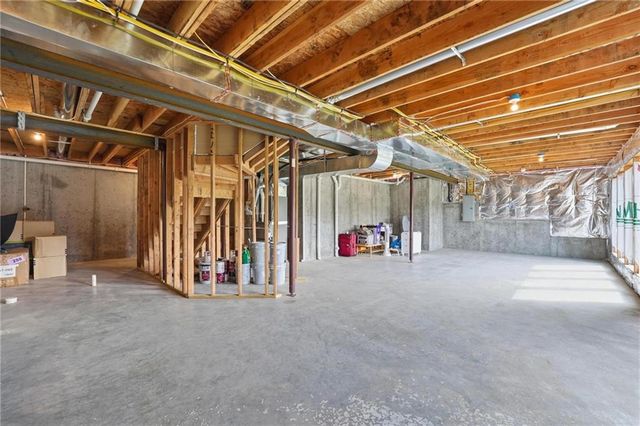 14464 S Haskins Street, Olathe, KS 66062