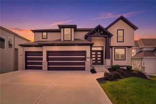 14464 S Haskins Street, Olathe, KS 66062