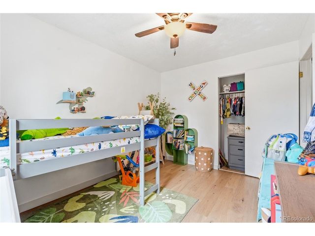 118 S 6th St, La Salle, CO 80645