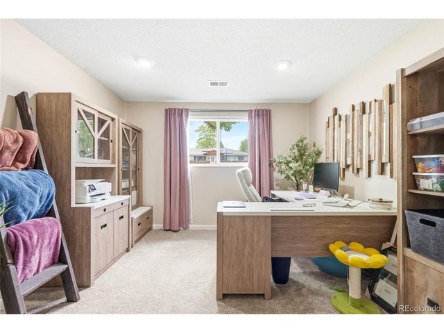 118 S 6th St, La Salle, CO 80645