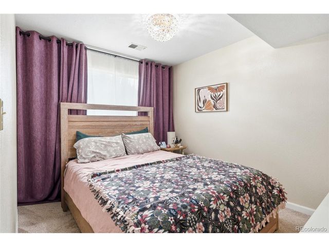 118 S 6th St, La Salle, CO 80645