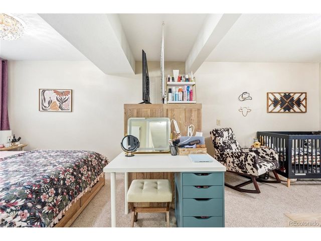 118 S 6th St, La Salle, CO 80645