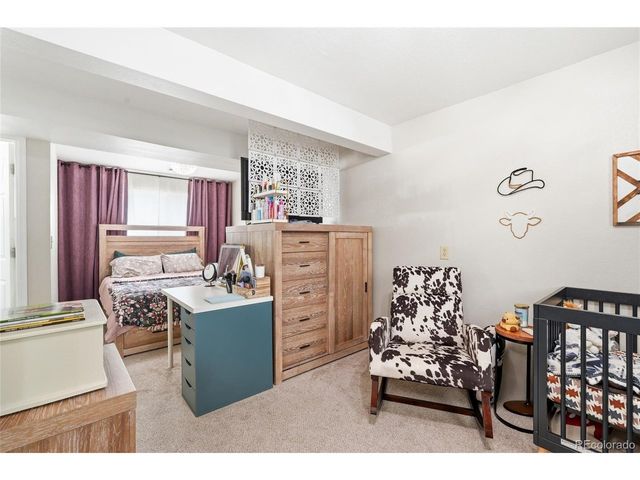 118 S 6th St, La Salle, CO 80645