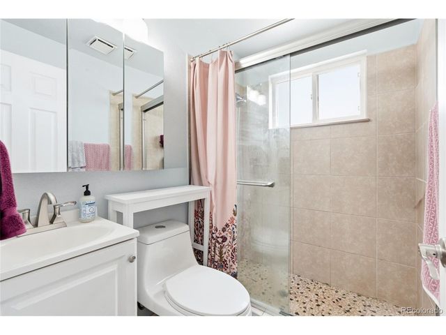118 S 6th St, La Salle, CO 80645