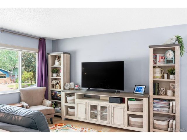 118 S 6th St, La Salle, CO 80645