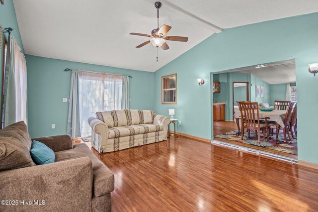 7122 Channel Ii SW, Ocean Isle Beach, NC 28469