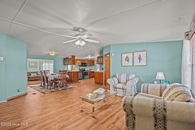 7122 Channel Ii SW, Ocean Isle Beach, NC 28469