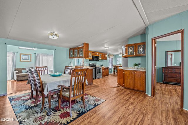 7122 Channel Ii SW, Ocean Isle Beach, NC 28469