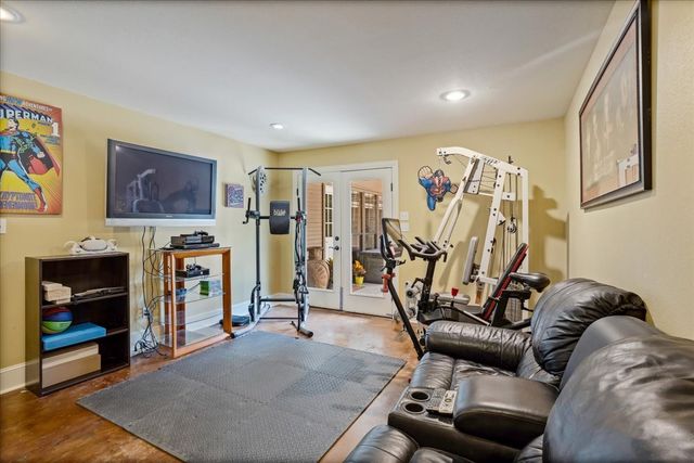 162 Shady Oaks Circle, Sherman, TX 75092