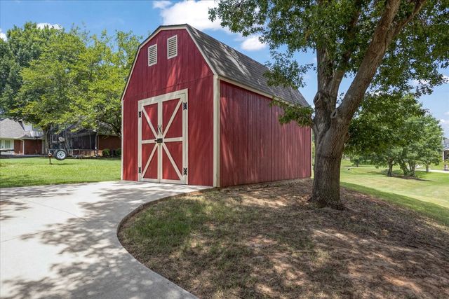 162 Shady Oaks Circle, Sherman, TX 75092