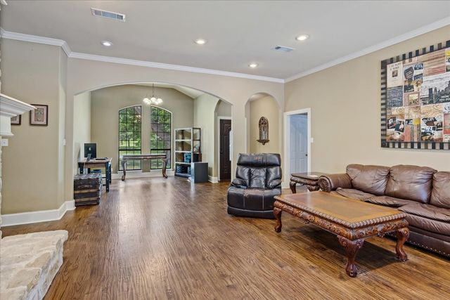 162 Shady Oaks Circle, Sherman, TX 75092