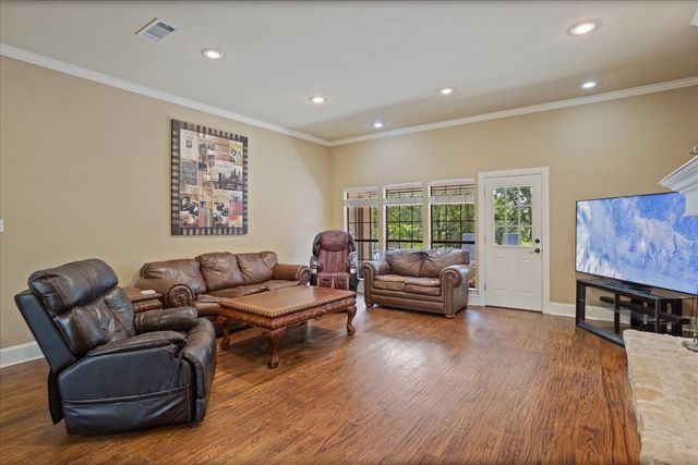 162 Shady Oaks Circle, Sherman, TX 75092