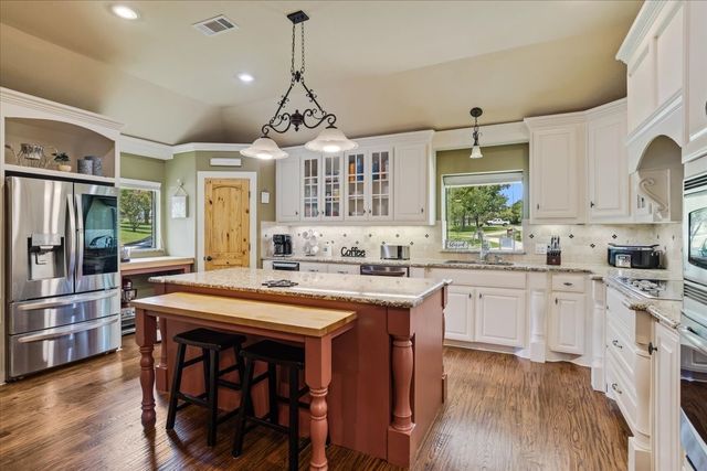 162 Shady Oaks Circle, Sherman, TX 75092