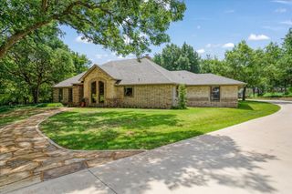 162 Shady Oaks Circle, Sherman, TX 75092
