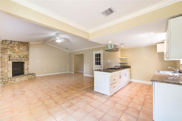 3702 Royal Manor Drive, Houston, TX 77082