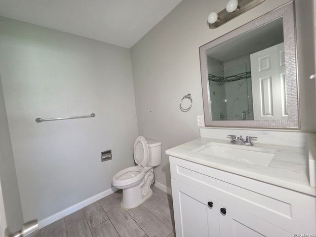 3019 Lakeview, Canyon Lake, TX 78133